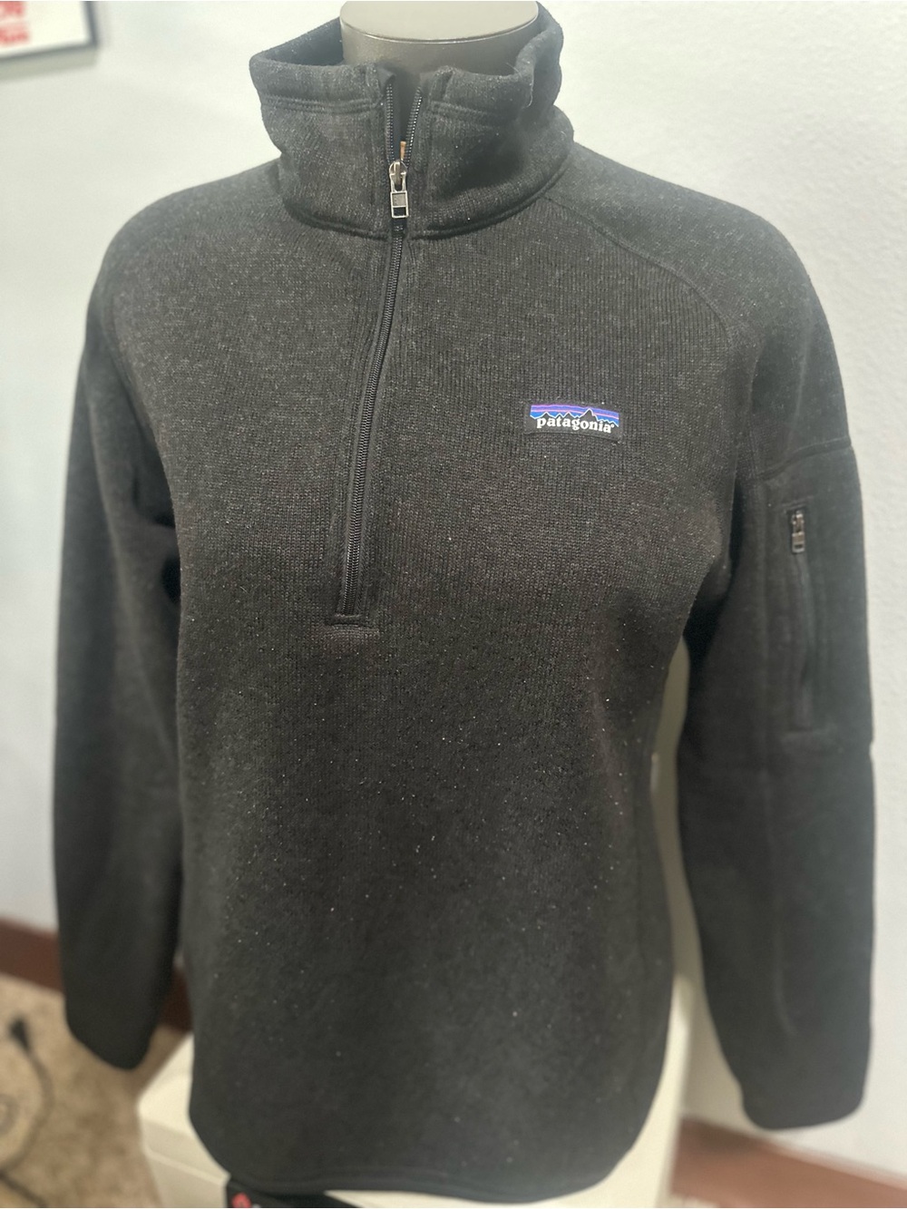 Patagonia Better Sweater Women’s Black‎ Quarter-Zip Pullover
